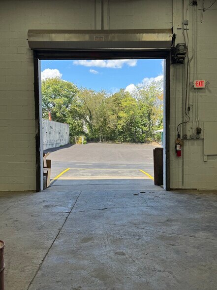 More Photos Of 310 Colfax Ave, Clifton Manufacturing For Lease