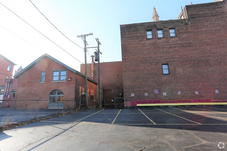 More Photos Of 3030 Euclid Ave, Cleveland Office Residential For Lease