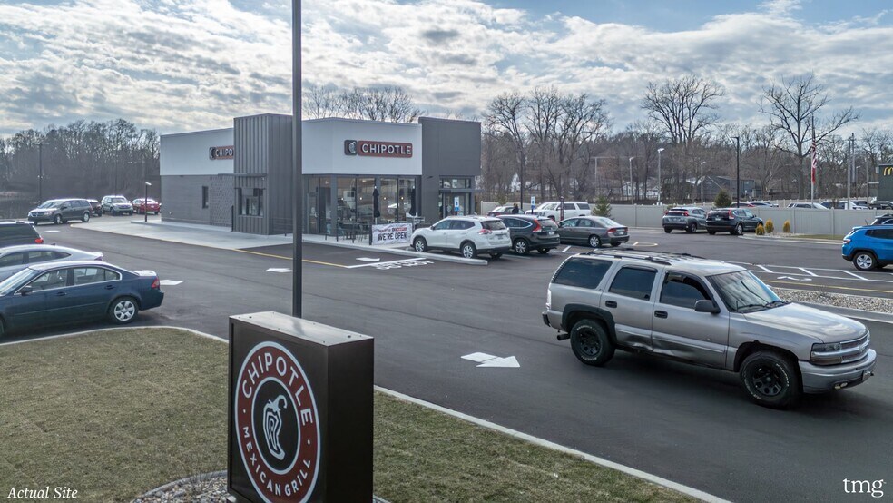 More Photos Of 150 Pine Lake Ave, La Porte Restaurant For Sale