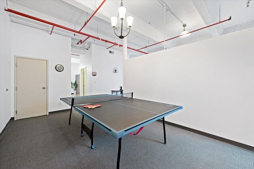 More Photos Of 128 N 8th St, Allentown Warehouse For Sale