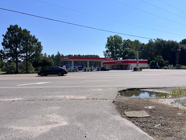 More Photos Of 11496 US Highway 15 501, Aberdeen Warehouse For Lease