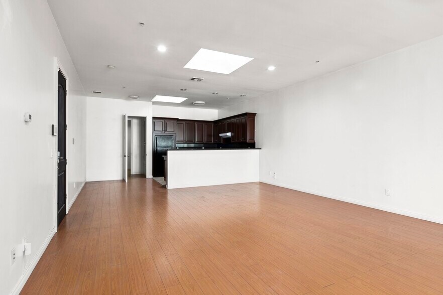 More Photos Of 634-638 E Colorado Blvd, Pasadena Office For Lease