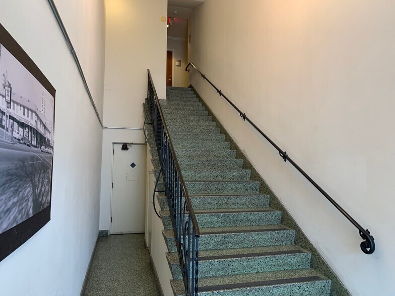 More Photos Of 2000-2008 A St, Antioch Storefront Retail Office For Sale