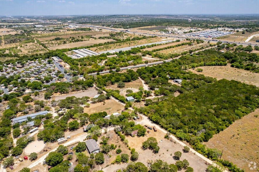 More Photos Of 18711 Interstate 35 N, Schertz Land For Sale