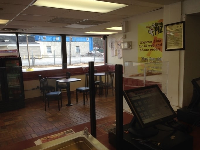More Photos Of 4001 Glenwood Rd, Decatur Fast Food For Sale