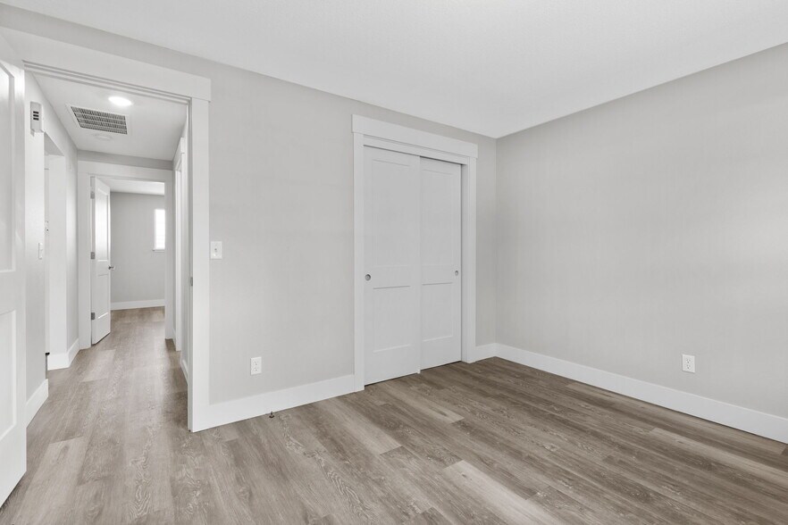 More Photos Of 201-307 Trees Ct, Silverton Apartments For Sale