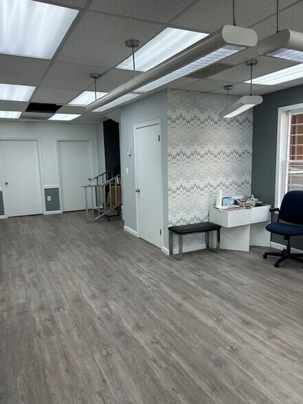 More Photos Of 18500-18540 Office Park Dr, Gaithersburg Medical For Lease