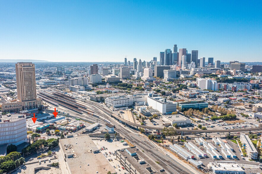 More Photos Of 934 Avila St, Los Angeles Warehouse For Sale