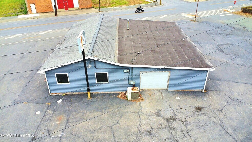 More Photos Of 1904 Broadway, Watervliet Auto Dealership For Sale