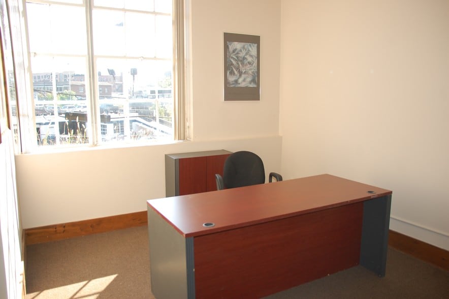 More Photos Of 10 Hoyt St, Norwalk Coworking Space