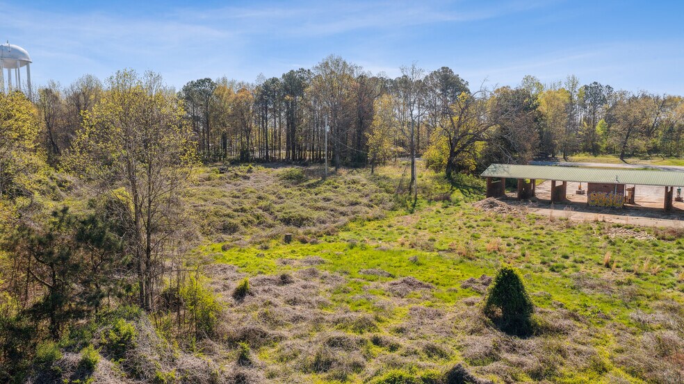 More Photos Of 11560 Veterans Memorial Hwy, Douglasville Land For Sale