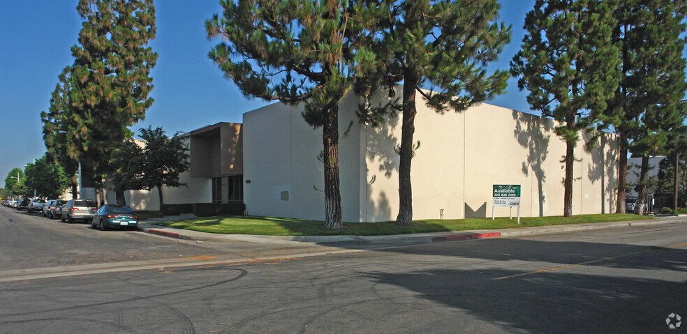 More Photos Of 7055-7103 Marcelle St, Paramount Manufacturing For Lease