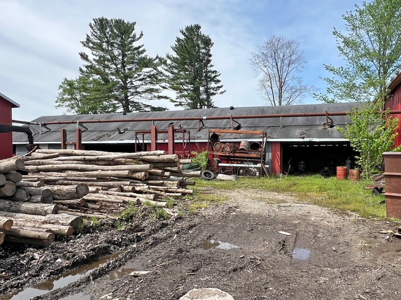 More Photos Of 9711 Perry Hwy, Waterford Warehouse For Sale