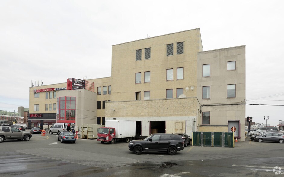 More Photos Of 3196 Kennedy Blvd, Union City Unknown For Lease