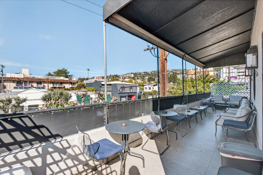 More Photos Of 910 N La Cienega Blvd, Los Angeles Storefront Retail Office For Sale