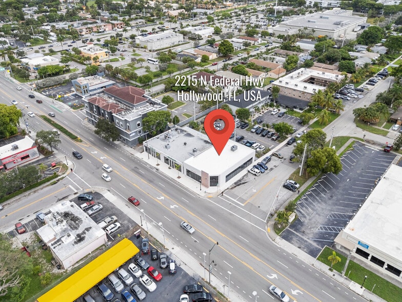 More Photos Of 2215 N Federal Hwy, Hollywood Restaurant For Lease