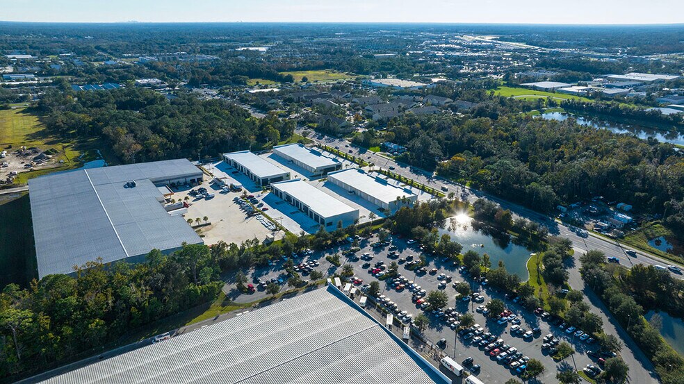 More Photos Of 375 Monroe Rd, Sanford Unknown For Lease