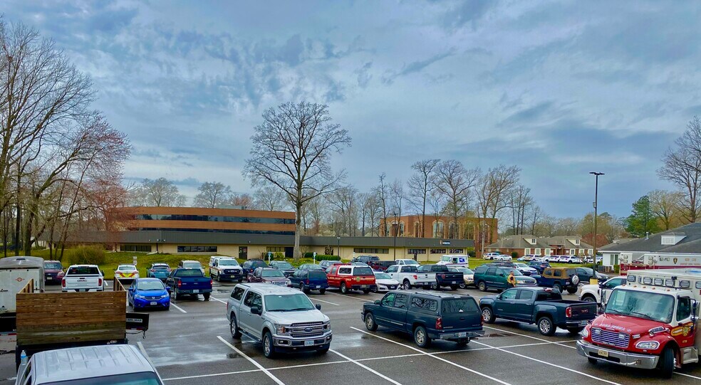 More Photos Of 610 Thimble Shoals Blvd, Newport News Unknown For Lease