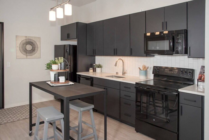 More Photos Of 1020 3rd St N, Minneapolis Apartments For Sale