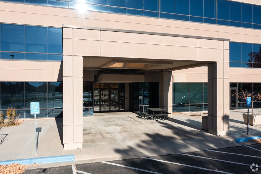 More Photos Of 2835 Decker Lake Dr, Salt Lake City Office For Lease