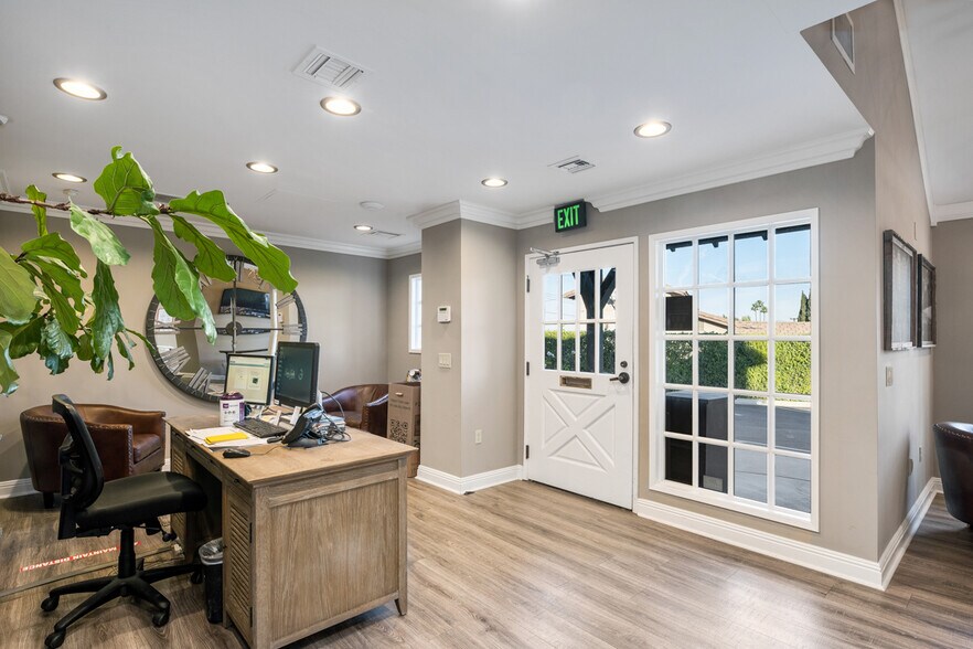 More Photos Of 5481 E Santa Ana Canyon Rd, Anaheim Hills Loft Creative Space For Lease