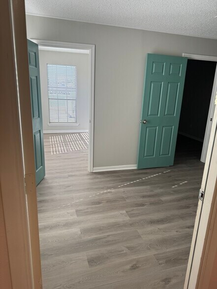 More Photos Of 2302 45th St, Galveston Office For Lease