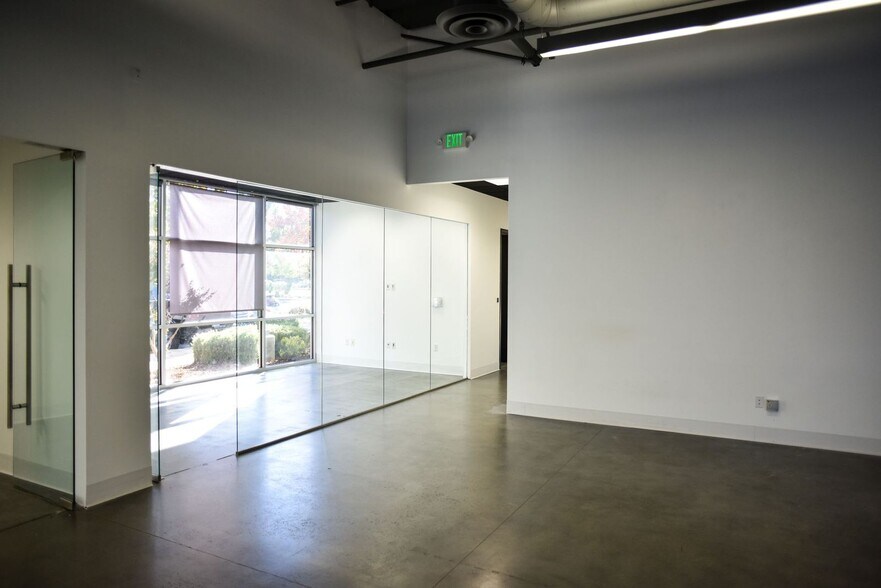 More Photos Of 950 Reserve Dr, Roseville Loft Creative Space For Sale