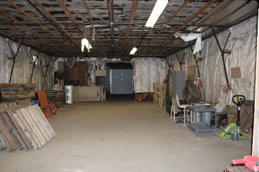 More Photos Of 7 Rod Shop Road Rd, Turners Falls Industrial For Lease