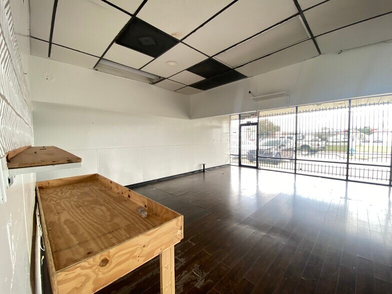 More Photos Of 5815-5865 W Gulf Bank Rd, Houston Storefront For Lease