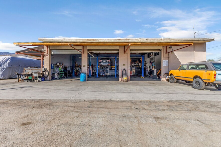 More Photos Of 68361 Kieley Rd, Cathedral City Service For Sale