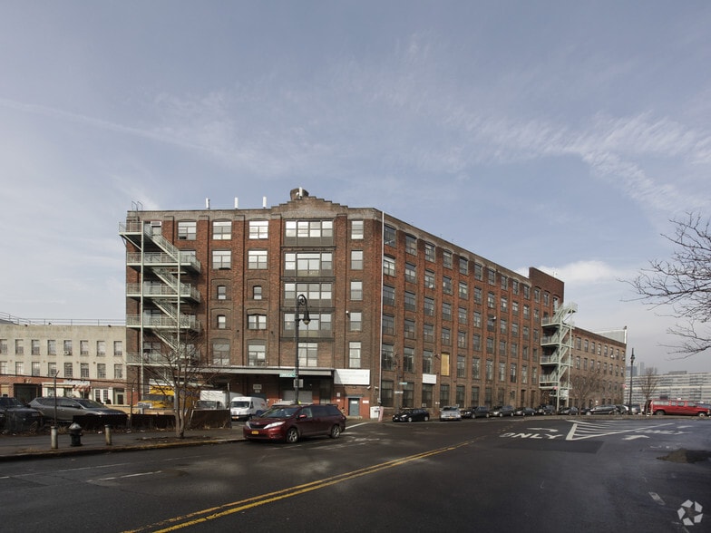 More Photos Of 1155-1205 Manhattan Ave, Brooklyn Manufacturing For Lease