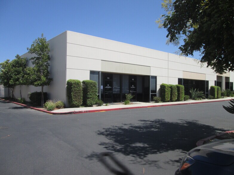More Photos Of 1251 Pomona Rd, Corona Unknown For Lease