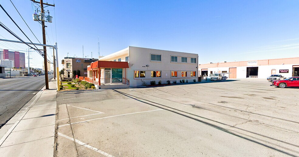 More Photos Of 1818 Industrial Rd, Las Vegas Loft Creative Space For Lease
