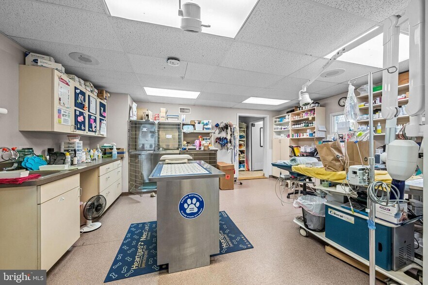 More Photos Of 405 W Wayne Ave, Wayne Office Residential For Sale