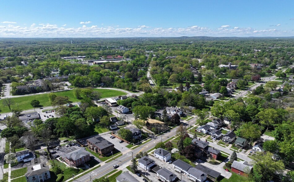 Primary Photo Of 205 Mentor Ave, Painesville Apartments For Sale