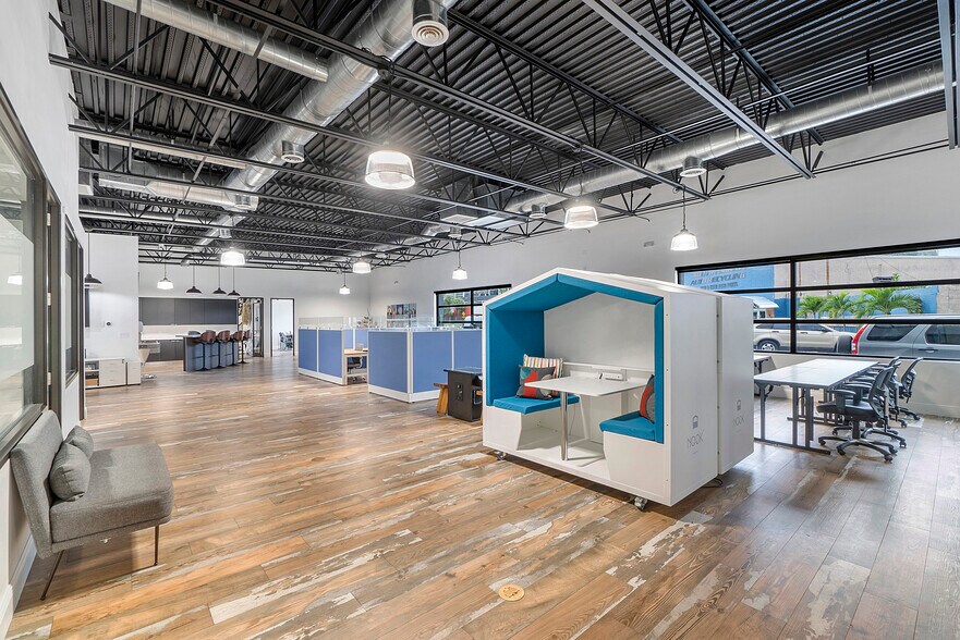 More Photos Of 701-705 N Andrews Ave, Fort Lauderdale Coworking Space