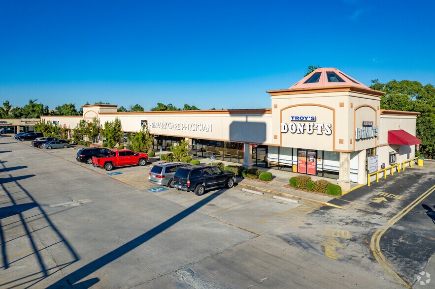 More Photos Of 19380 Highway 105 W, Montgomery Unknown For Lease