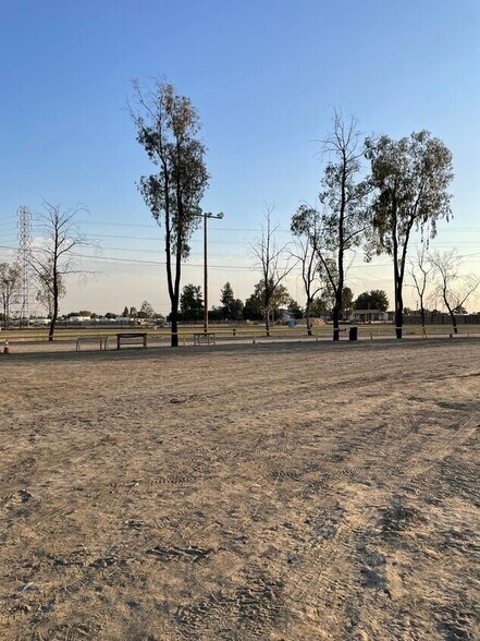 More Photos Of 5001 N Chester Ave, Bakersfield Land For Sale