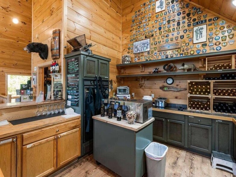 More Photos Of 366 Paradise Rd, Blairsville Winery Vineyard For Sale