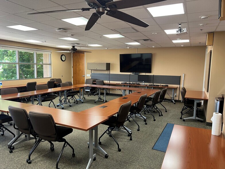 More Photos Of 1505 S D St, San Bernardino Office For Sale