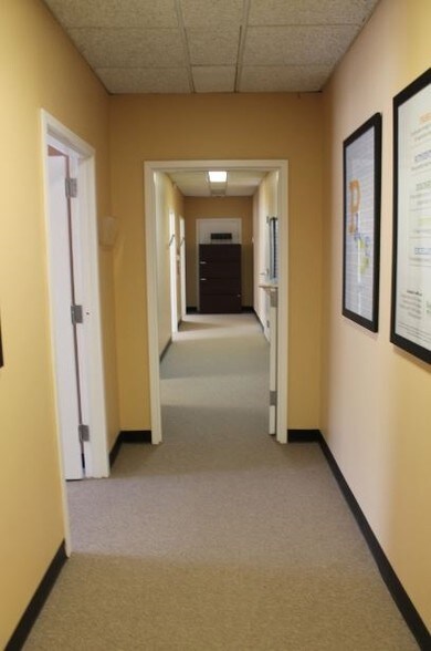 More Photos Of 7395 Hodgson Memorial Dr, Savannah Medical For Lease