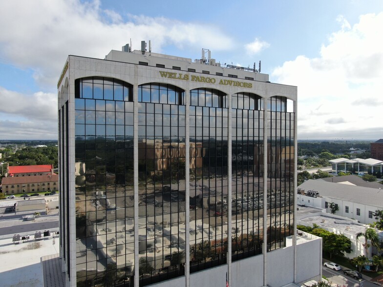 Primary Photo Of 1605 Main St, Sarasota Office For Lease