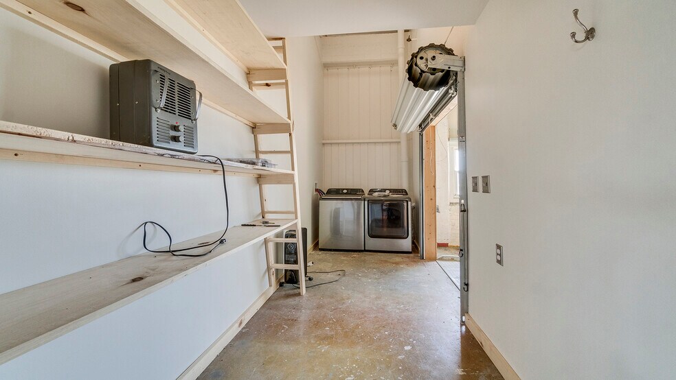More Photos Of 101 N Washington St, Hanover Warehouse For Sale