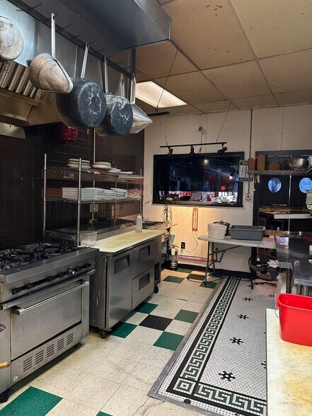 More Photos Of 162-164 Glen St, Glens Falls Storefront Retail Residential For Sale