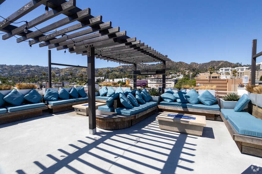 More Photos Of 1443 N Fuller Ave, Los Angeles Apartments For Sale