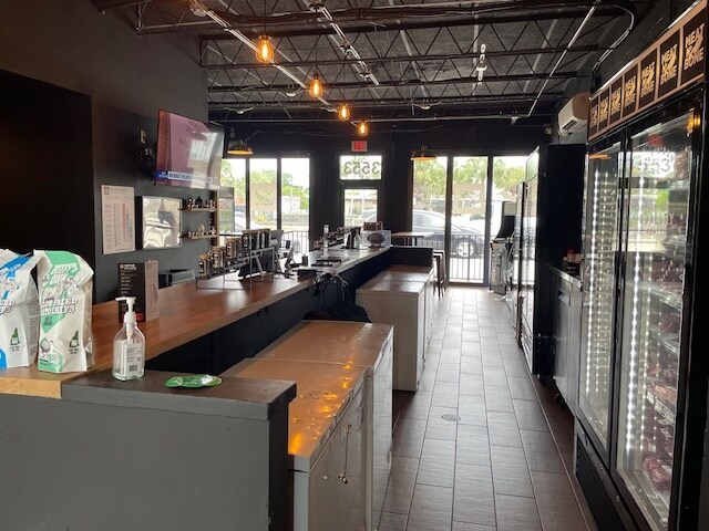 More Photos Of , Oakland Park General Retail For Sale