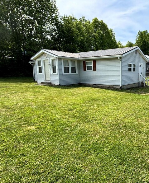 More Photos Of 2936 Hwy 175, Hayesville Specialty For Sale