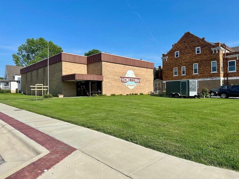 More Photos Of 201 E Church St, Ozark Lodge Meeting Hall For Sale