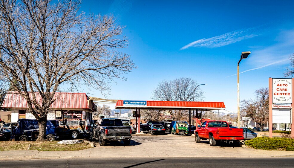 More Photos Of 1200 W Littleton Blvd, Littleton Service Station For Sale