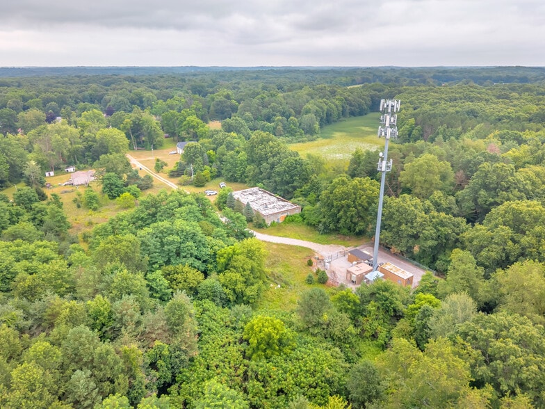 More Photos Of 21736 Bedford Rd N, Battle Creek Industrial For Sale